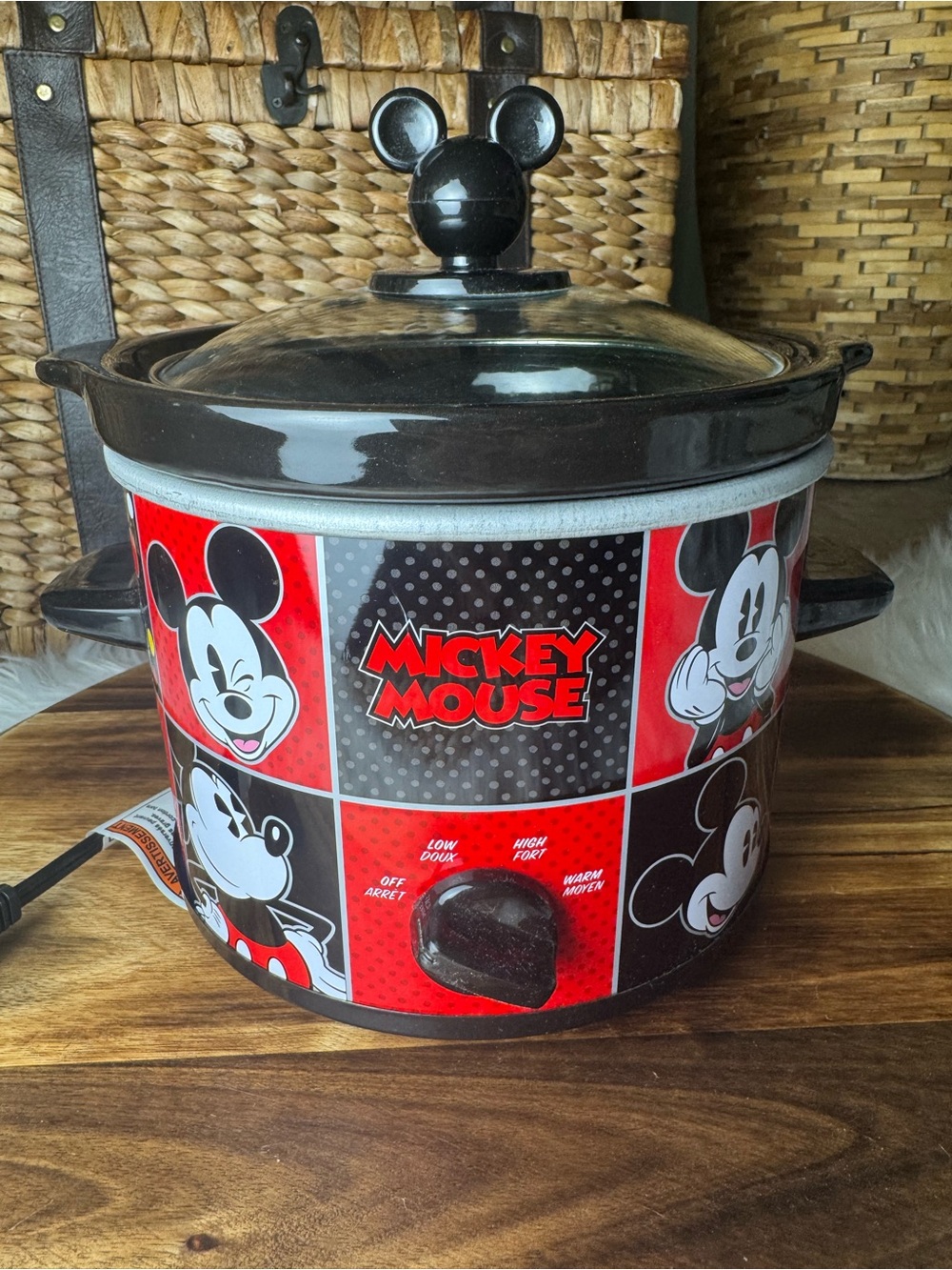 Mickey Mouse Red & Black mini Slow Cooker with Iconic Mickey Lid